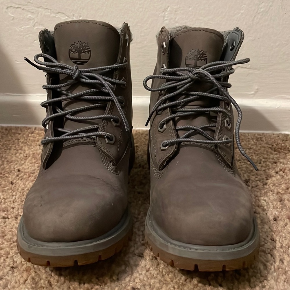 Timberland boots- lightly used